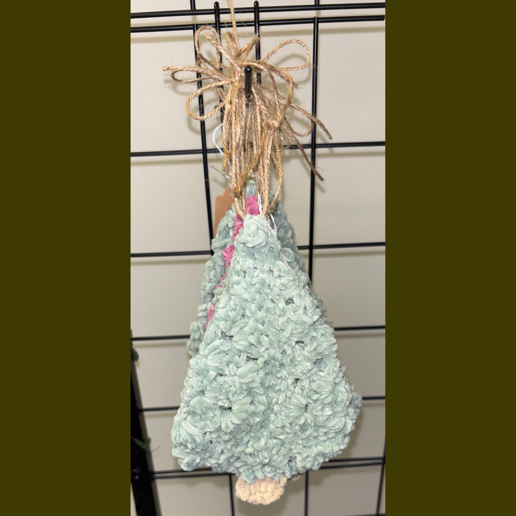 Crochet Ornament Tree